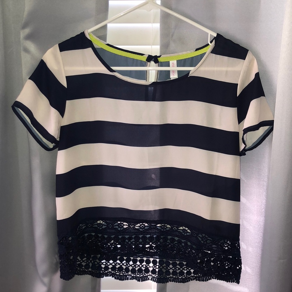 striped shirt